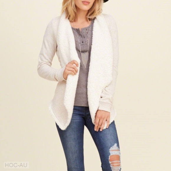 Hollister Sweaters - 💎SOLD💎HOLLISTER Fleece Lined Open Front Cardigan